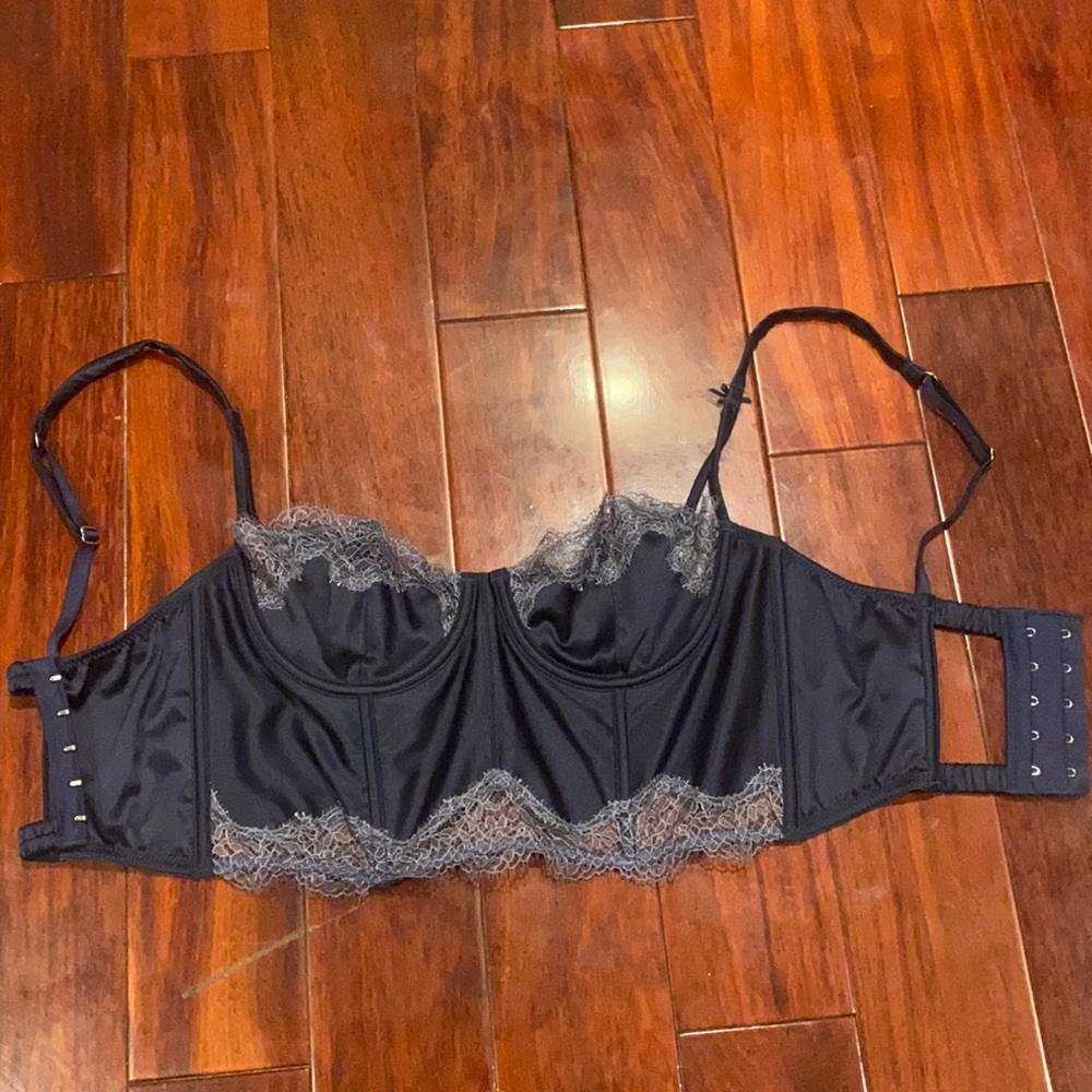 Victoria’s Secret Satin Lace Bustier Top
